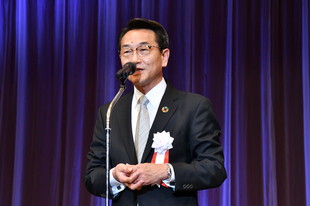 14 閉会の言葉.jpg